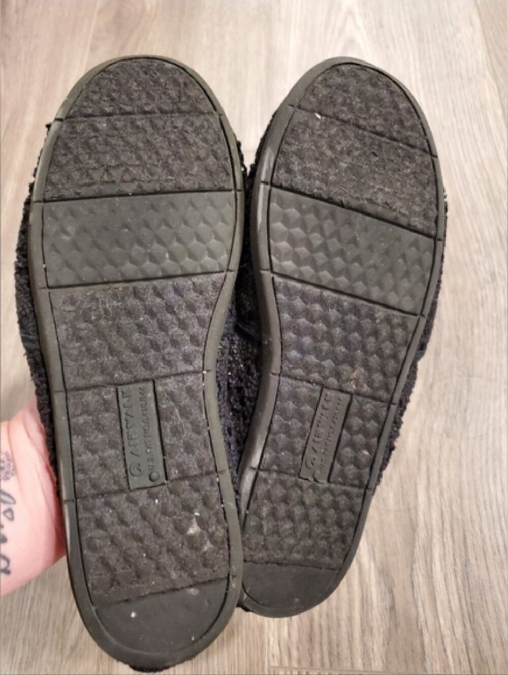Shoes - Picture 3 of 3